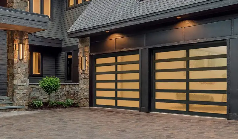 Avante® Sleek Aluminum Glass garage door by Clopay