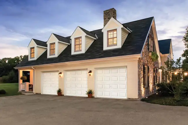 Classic Premium Series - Steel Insulated garage door by Clopay