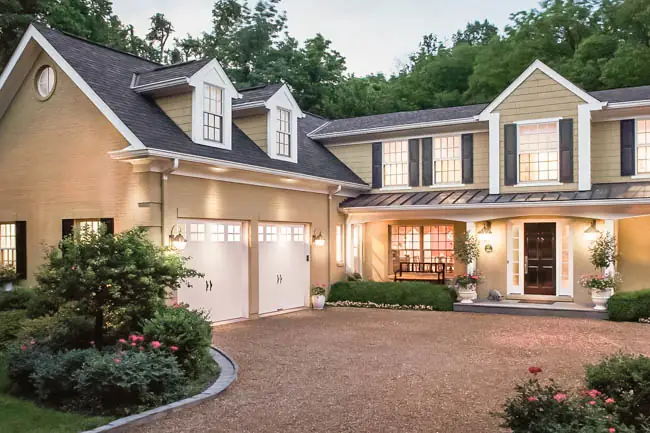 Gallery Collection - Steel Insulated garage door by Clopay