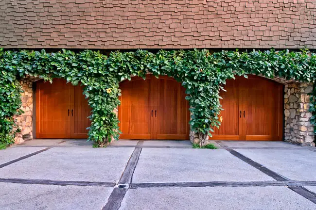 Reserve® Wood Collection - Custom Series garage door by Clopay